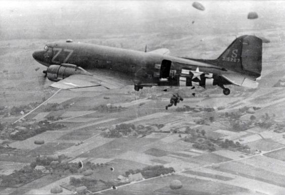 Cobi HC WWII /5743/ DOUGLAS C-47 SKYTRAIN (DAKOTA)892